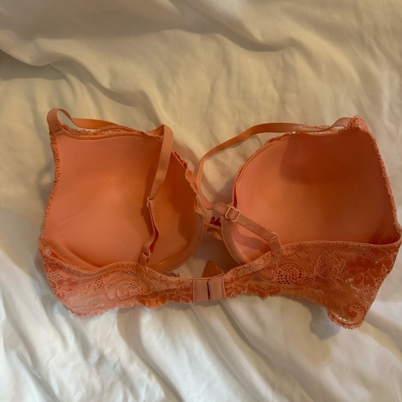 NWOT Victoria's Secret Women's Dream Angels Push Up Bra - Picture 2 of 4